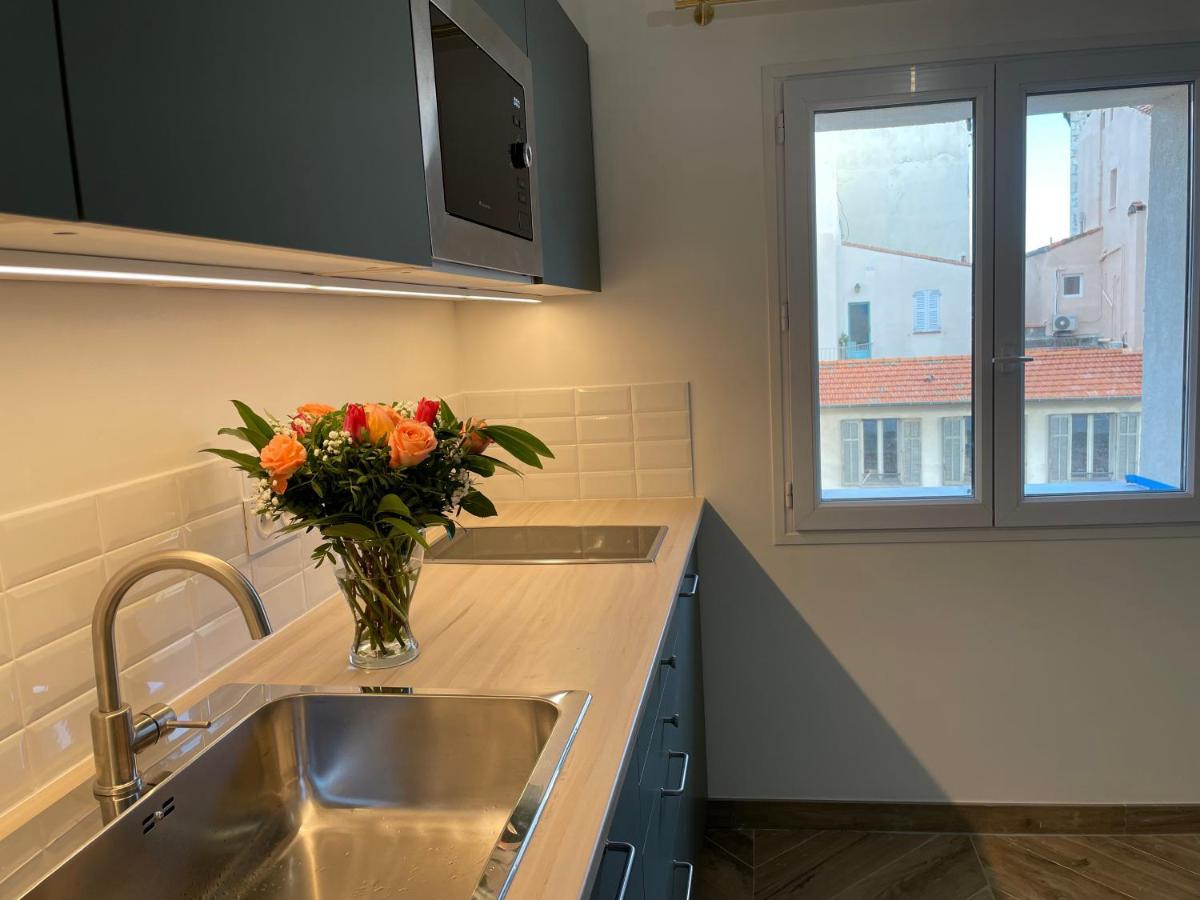 Nice Renting - Massena - Loft - Heart Of Vieil Antibes - The Market With Sea View 外观 照片